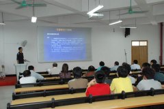 突显高职特色，展示我院风采