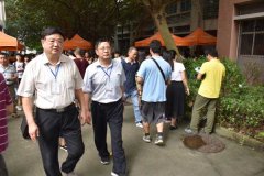 2017迎新花絮之二：真情服务 温暖新生 院领导走进迎新工作现场，鼓干劲